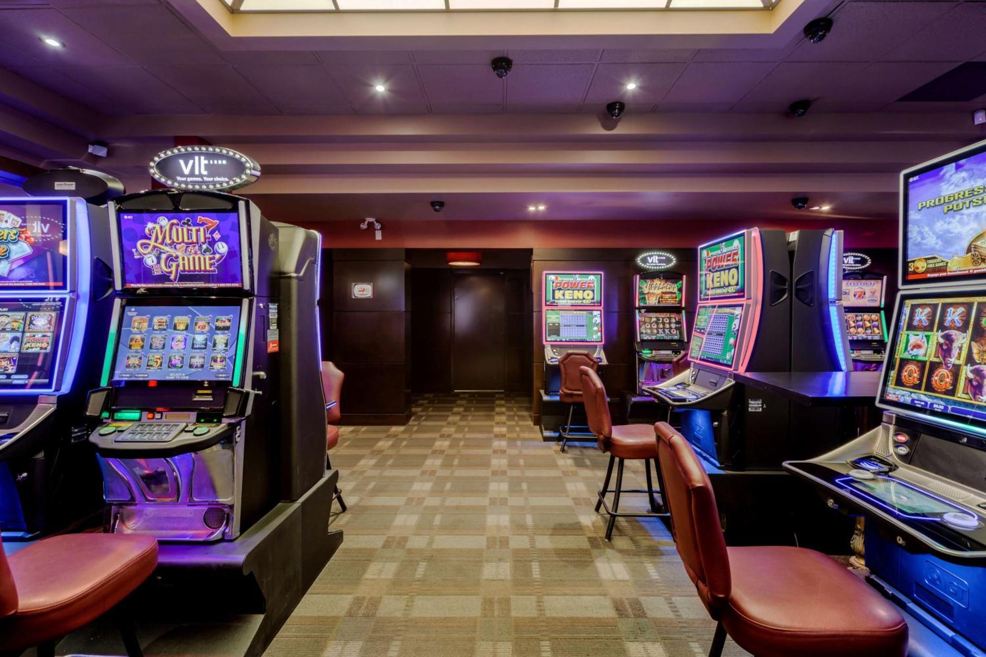 Best Western Premier Denham Inn & Suites Leduc Luaran gambar