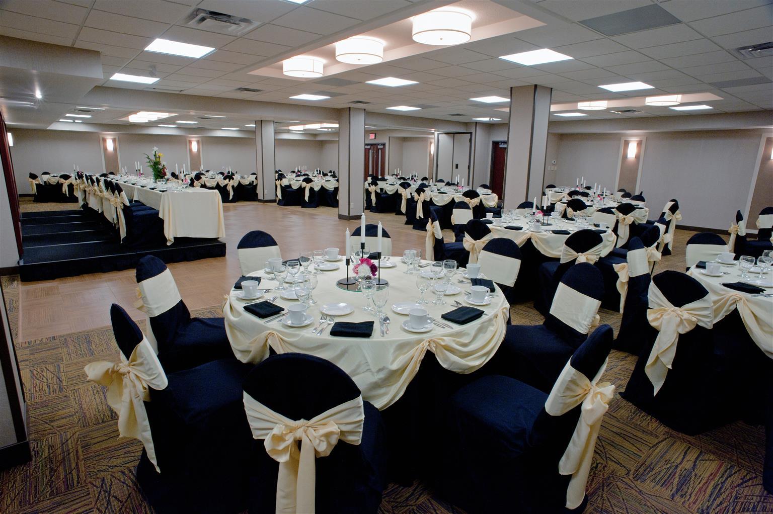 Best Western Premier Denham Inn & Suites Leduc Luaran gambar