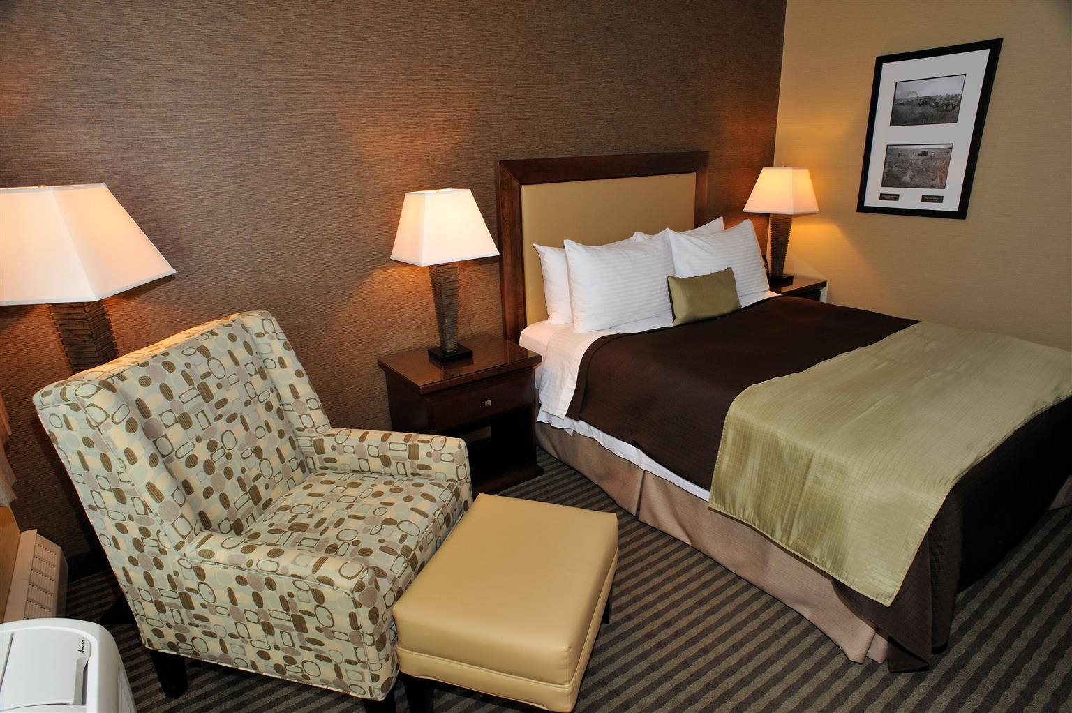 Best Western Premier Denham Inn & Suites Leduc Luaran gambar
