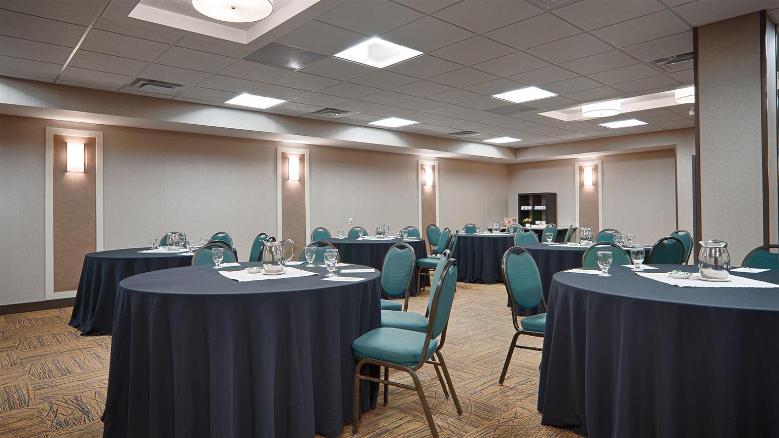 Best Western Premier Denham Inn & Suites Leduc Luaran gambar