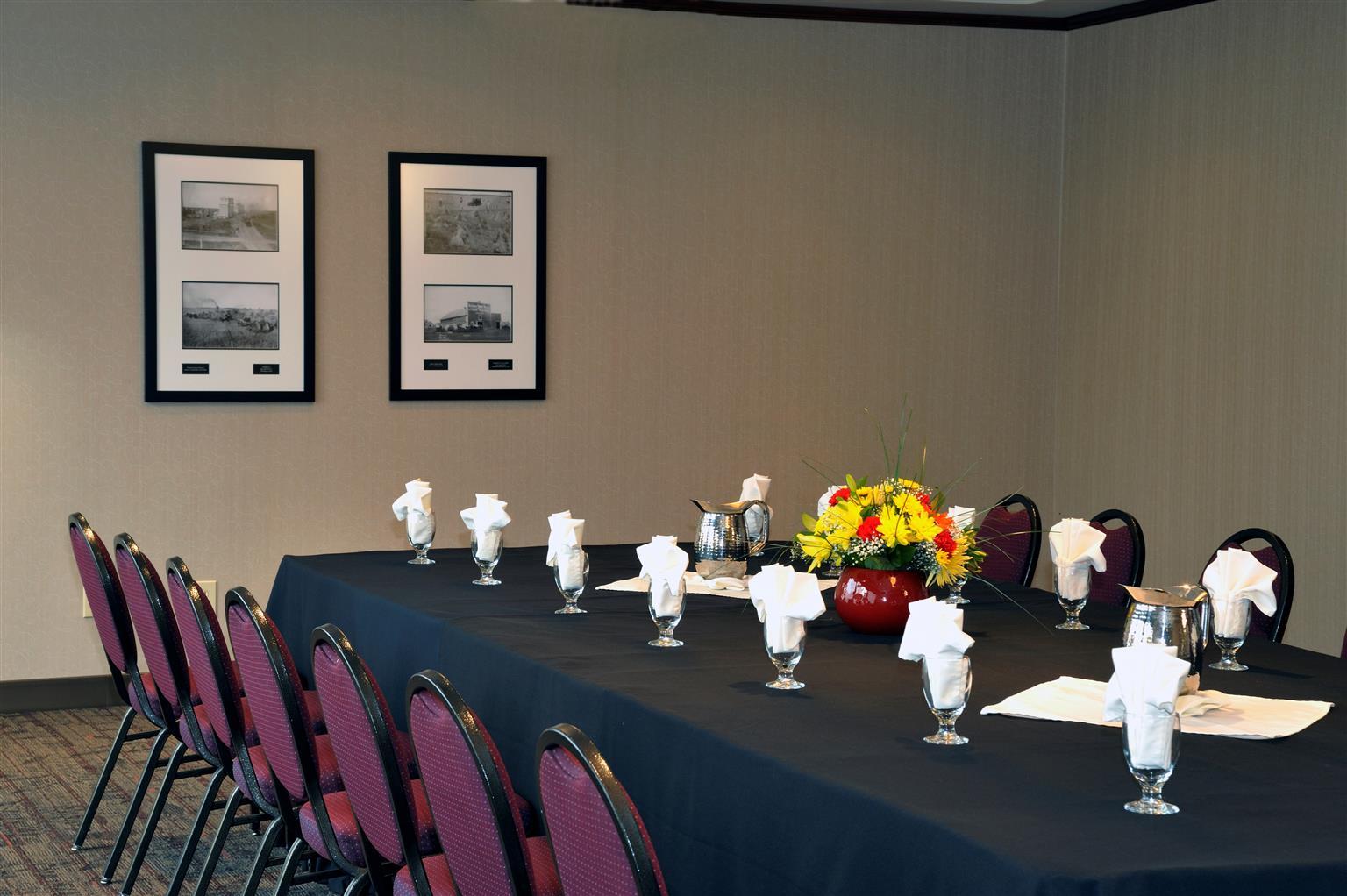 Best Western Premier Denham Inn & Suites Leduc Luaran gambar